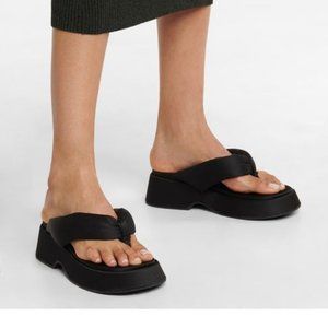 NEW $325 Ganni Black Platform Thong Sandals NIB